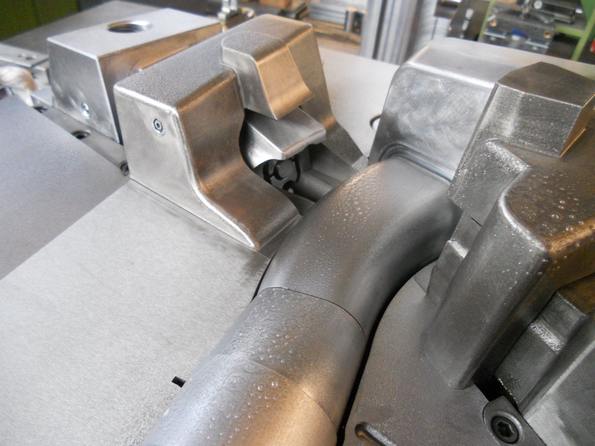 tubo metallico