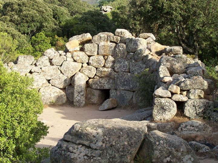 Tomba dei Giganti di Is Concias