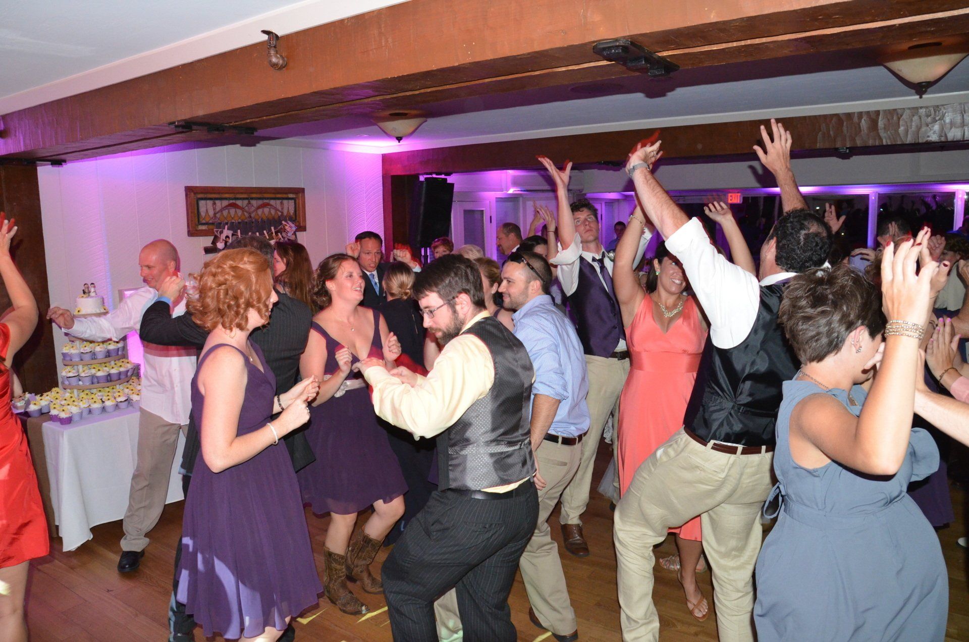 DJ Dancing Steele Hill Resort, Sanbornton, New Hampshire