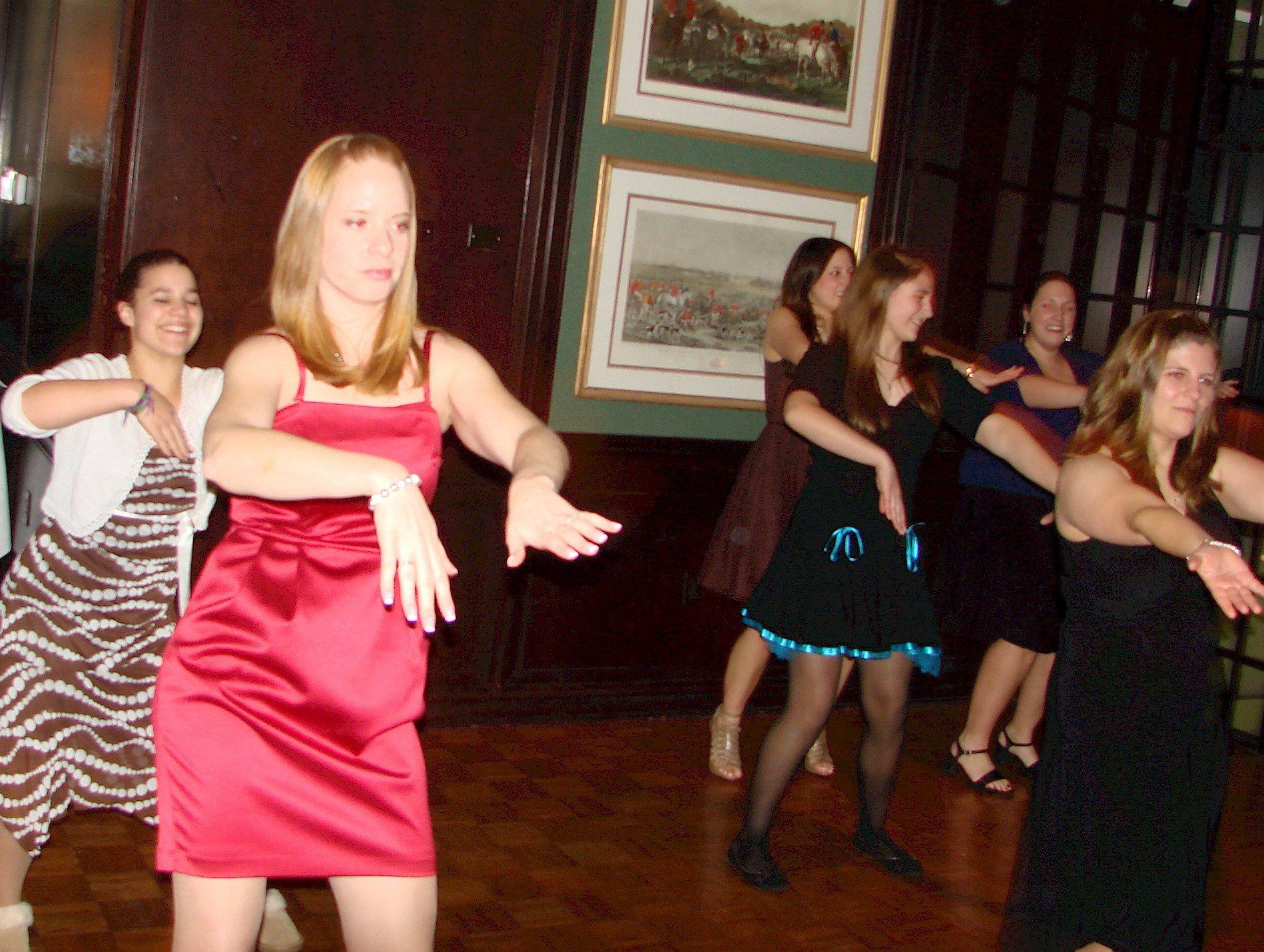 NH wedding DJ guests dancing at DoubleTree by Hilton Nashua, NH
