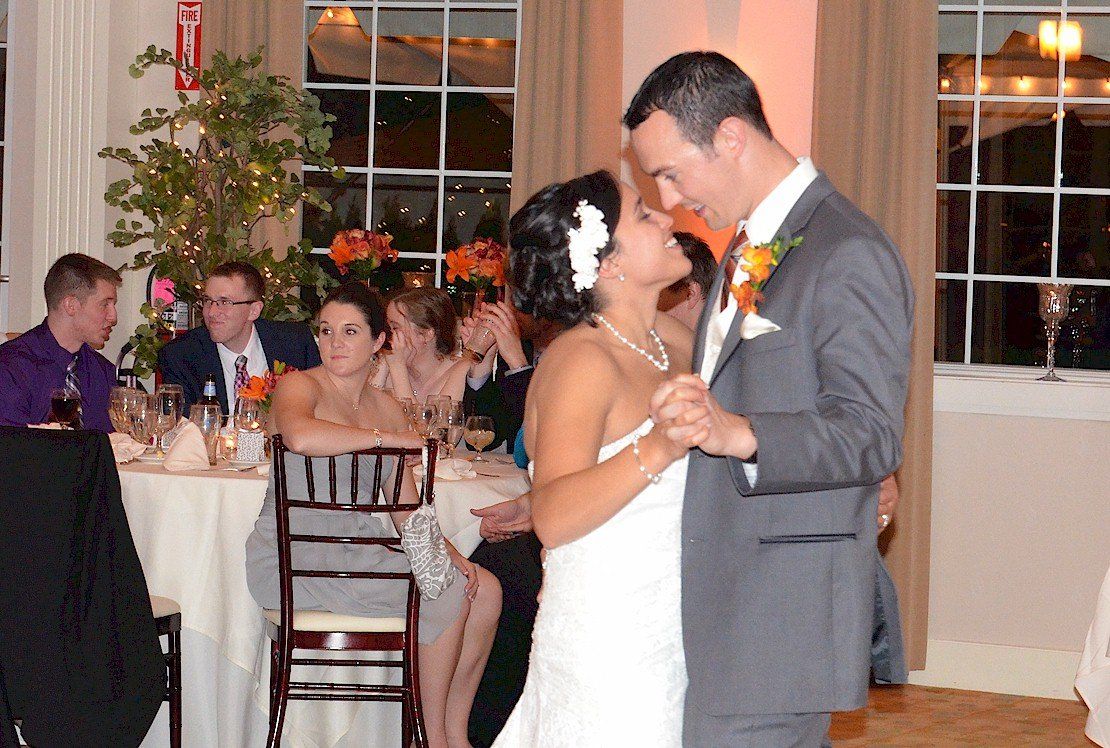 bride and groom dance LaBelle Winery of Derry, NH