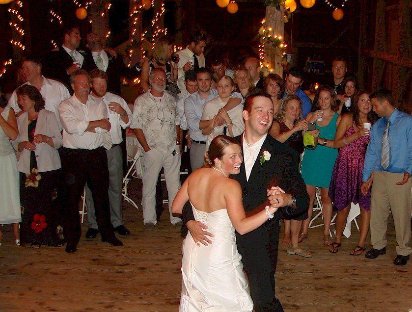 First Dance VT DJ at Colonel Williams Inn, Marlboro, Vermont