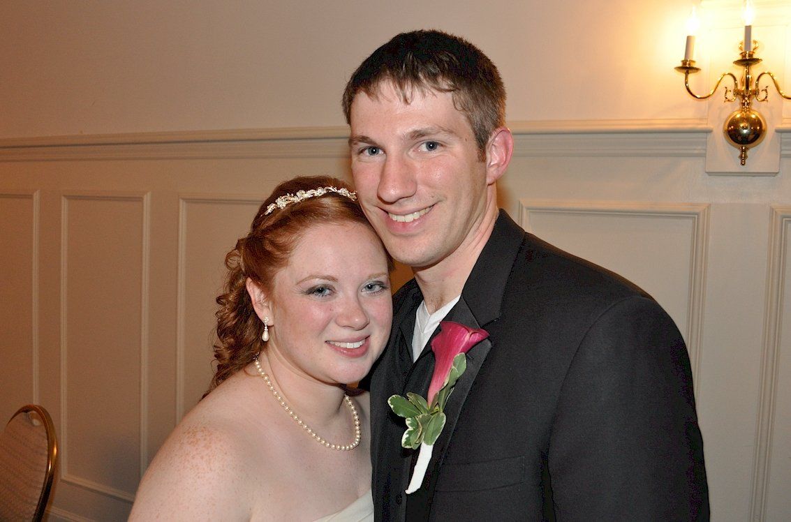 wedding bride and groom at Haverhill Country Club, Haverhill, MA