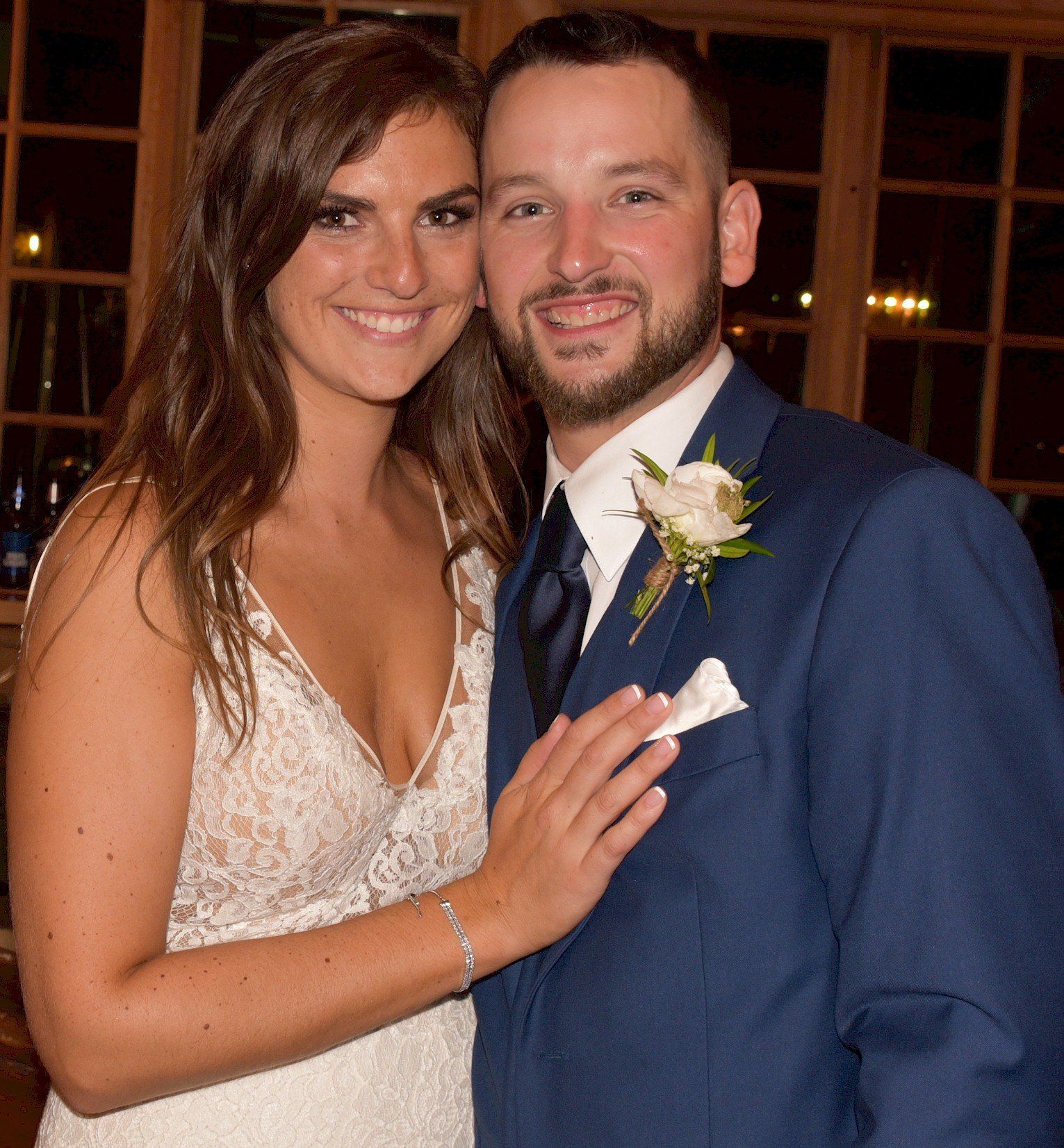wedding bride and groom at Red Lion Inn, Cohasset, Massachusetts