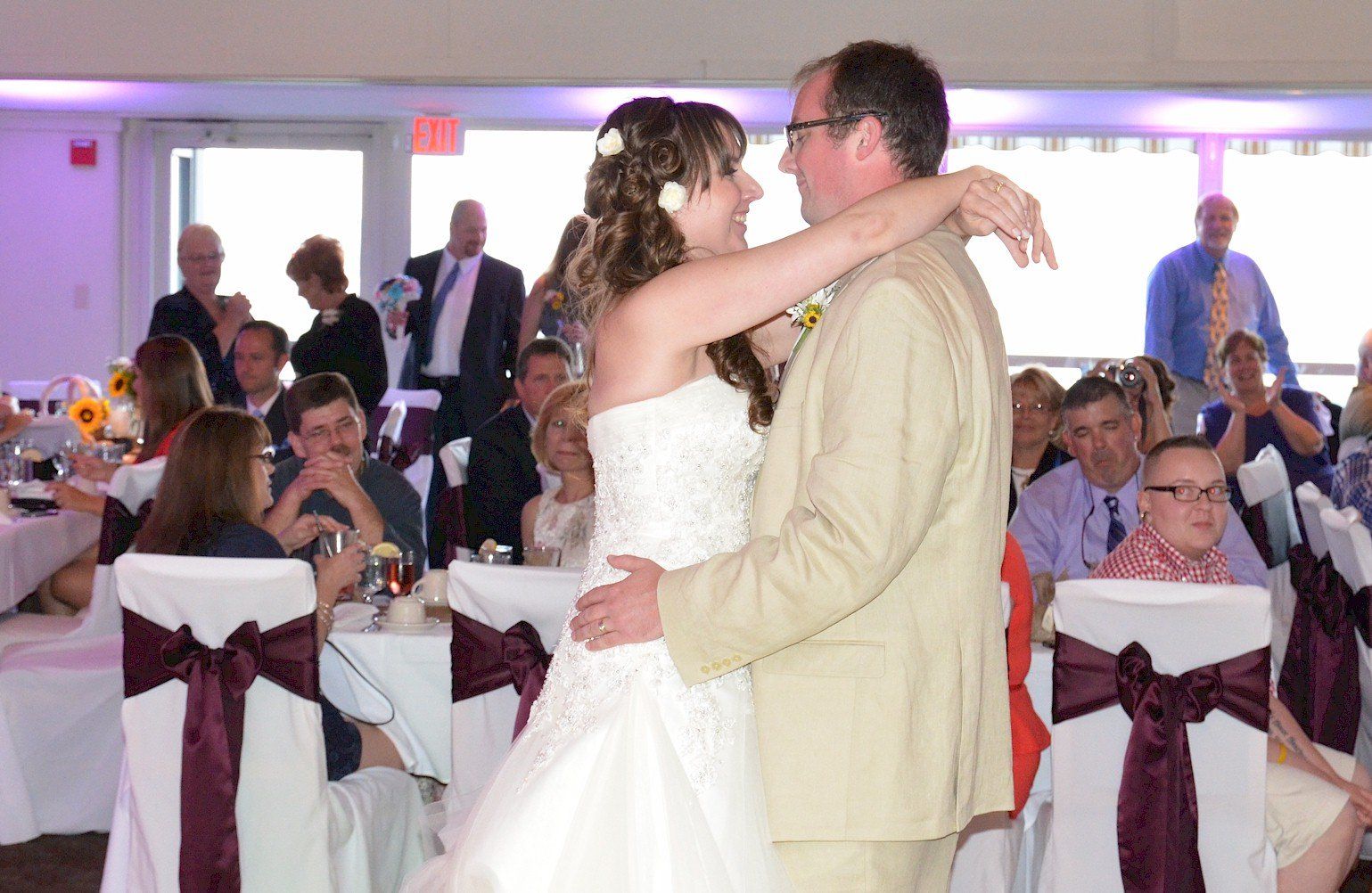 newlyweds DJ Dancing Steele Hill Resort, Sanbornton, New Hampshire