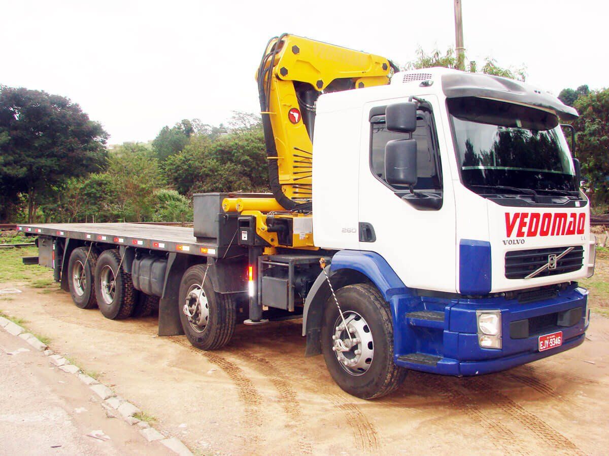 Caminhão Munck - Vedomaq Transportes Pesados