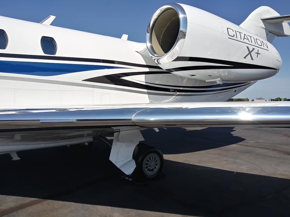 airplane