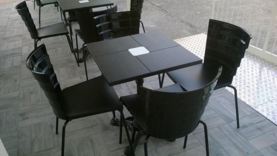 tavolo di un bar