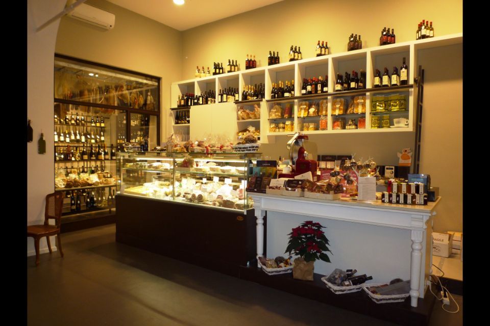 bancone di un locale moderno