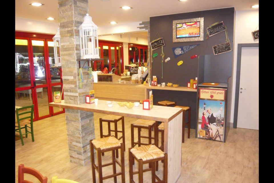 tavoli di un locale