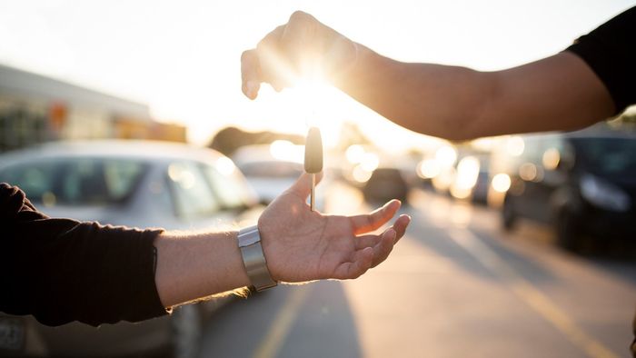 Handing Key Over — Milwaukee, WI — Aussem’s Auto Salvage