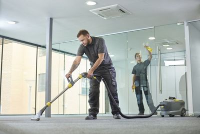 Commercial carpet cleaning services