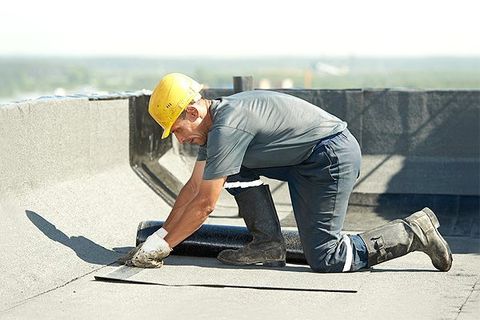 Flat roof installation