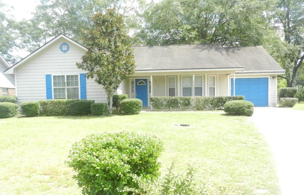 756 Robinhood Drive