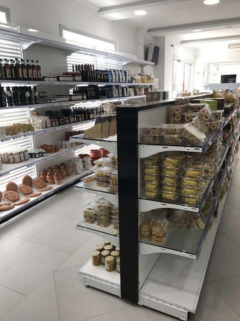 arredo completo per supermercati