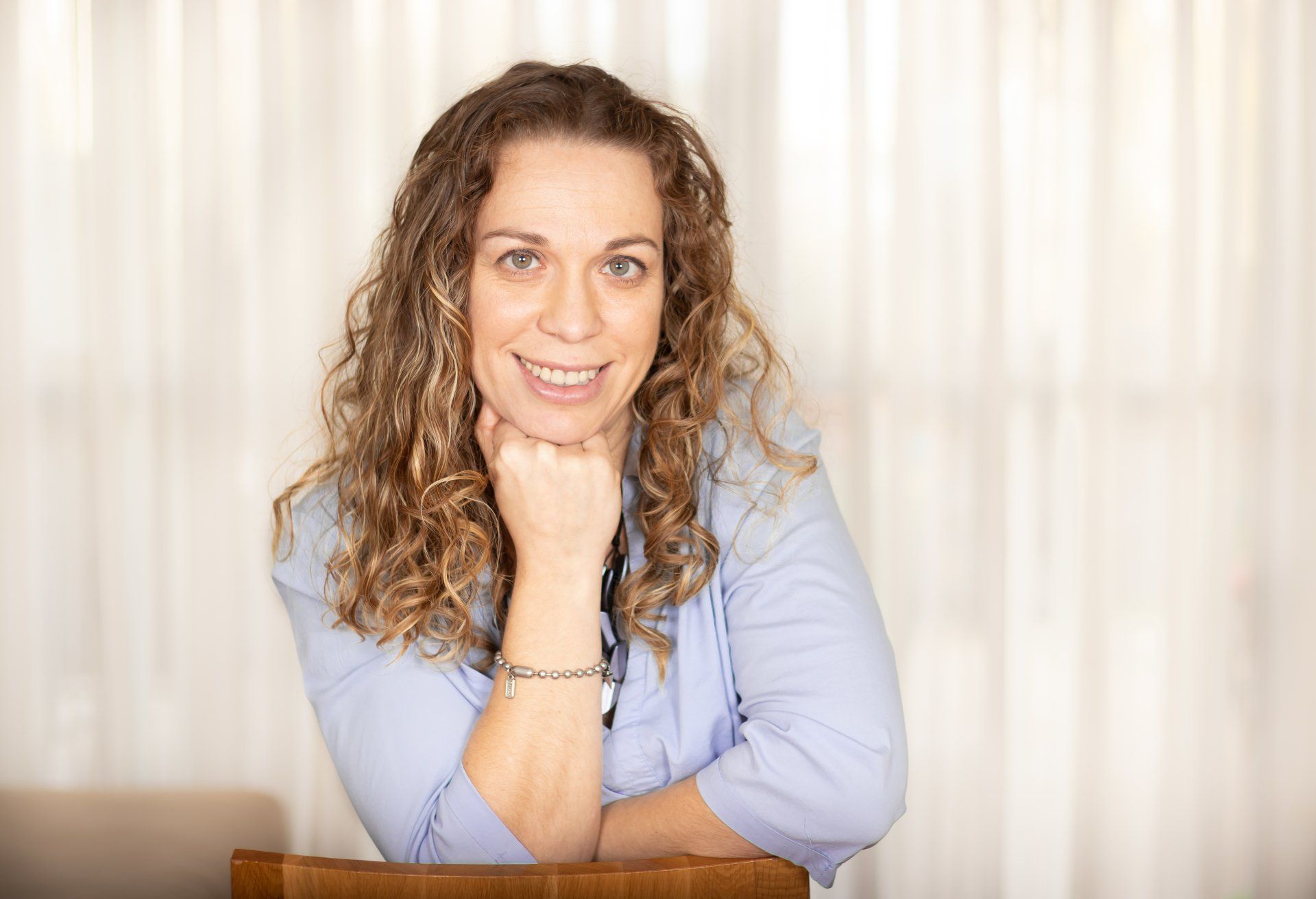 ליקול טמסוט, עורכת דין ונוטריונית