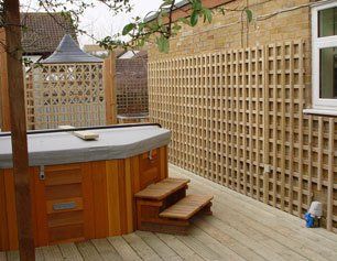 Trellis fencing