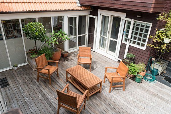 City Townhouse Courtyard — Jacksonville, FL — Preservation Home Specialists