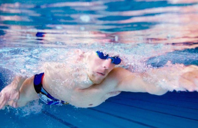 corso nuoto adulti