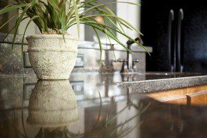 iStock_000018096345_Full