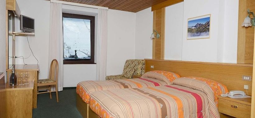 ALBERGO HOTEL SAVOIA