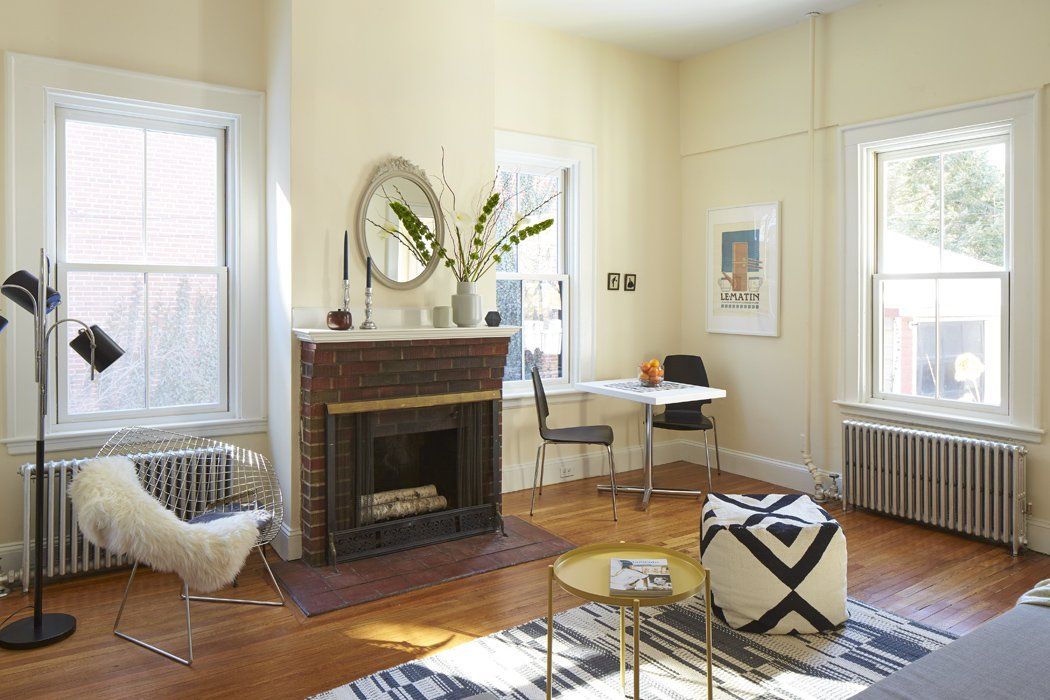 26 Linnaean Street #4 living room