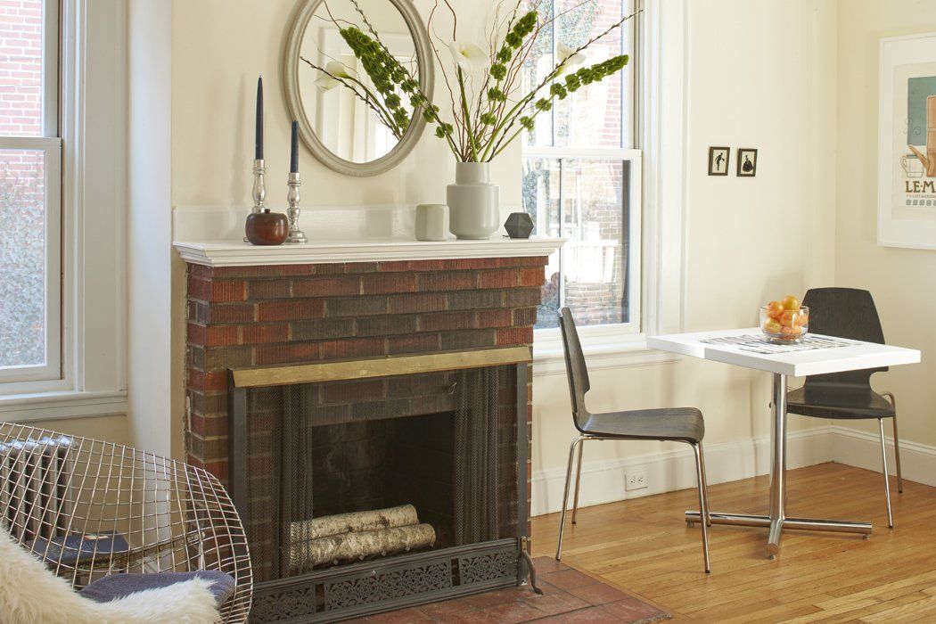 26 Linnaean Street #4 living dining