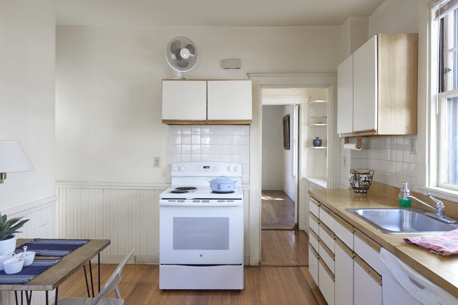 383 Broadway kitchen
