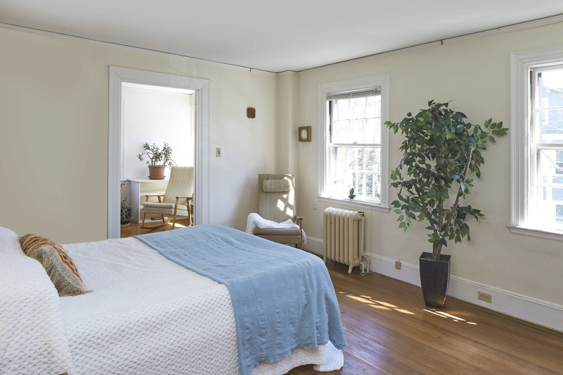 383 Broadway master bedroom