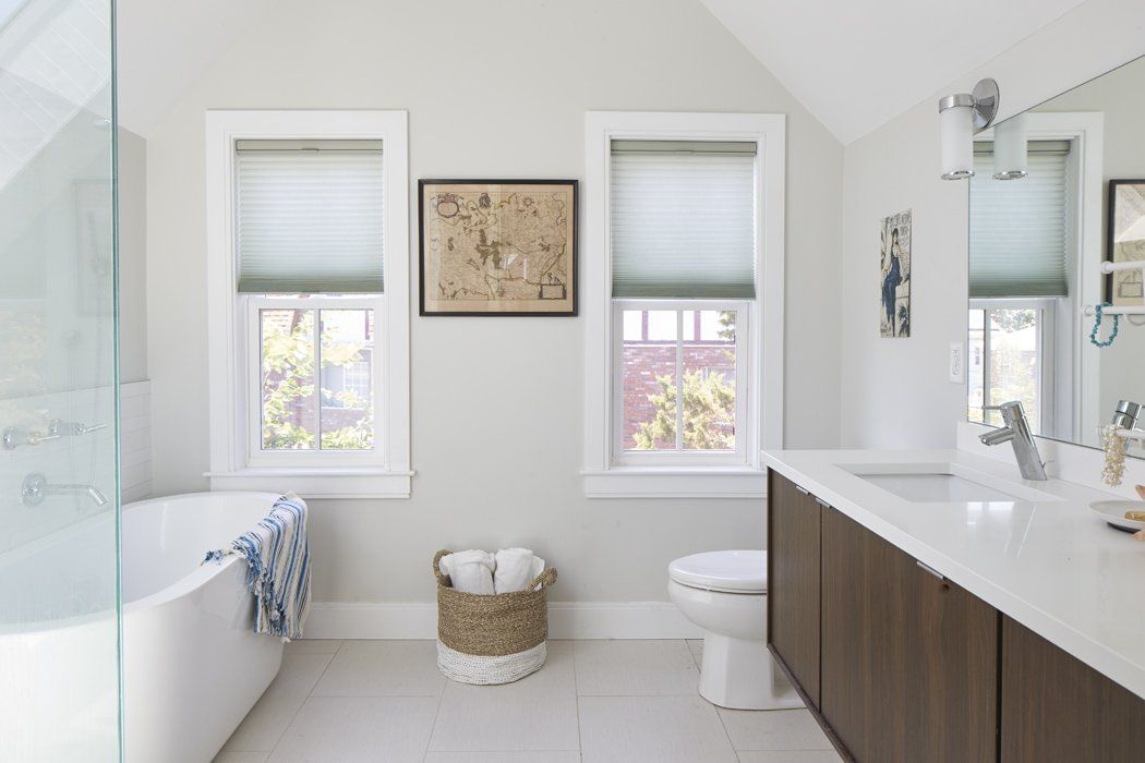 2-4 Linden Ave, Unit 2 master bath