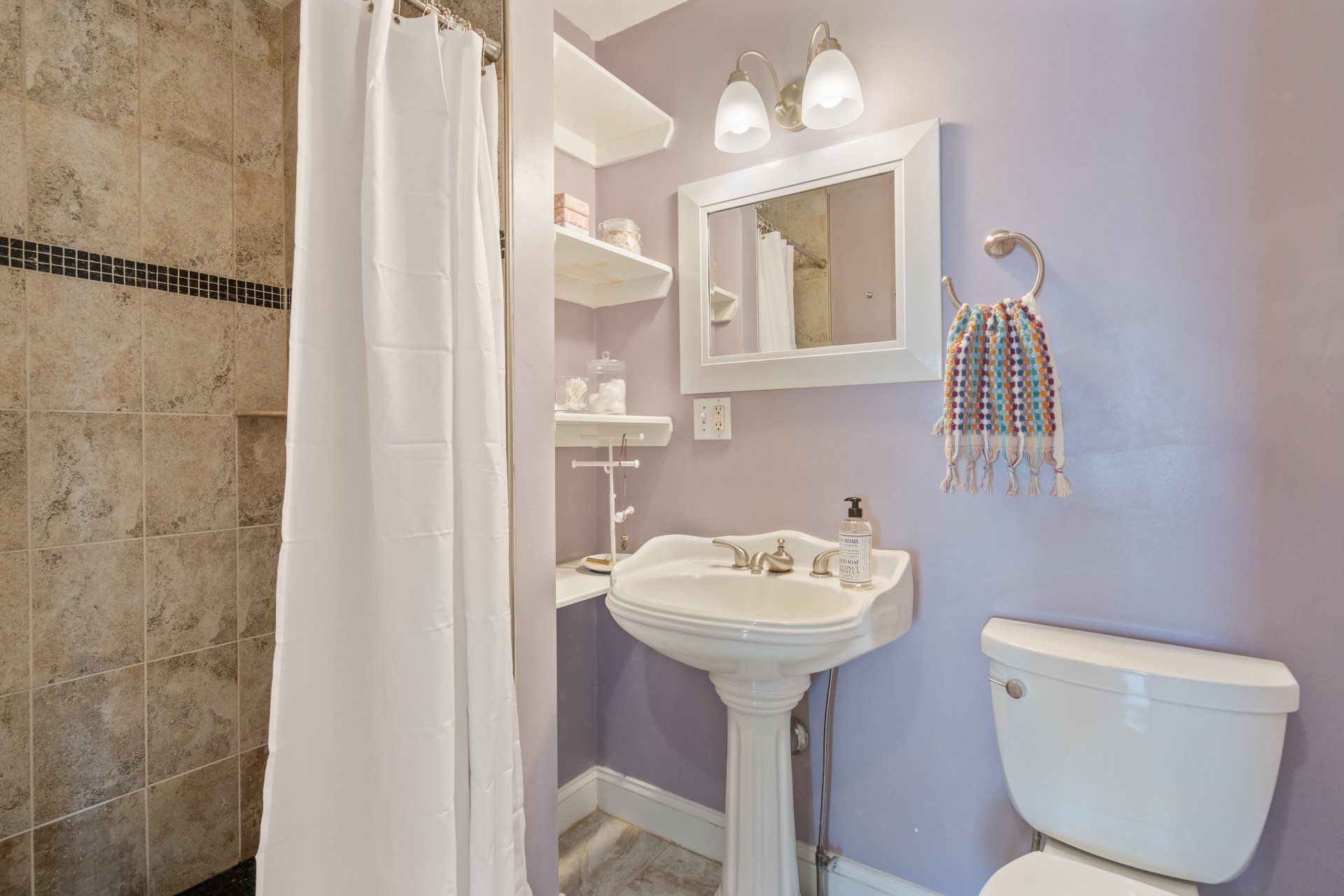 Bathroom - Full