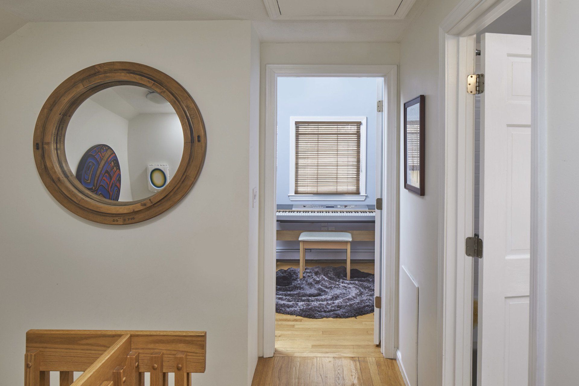 80 ½ Kinnaird St hallway