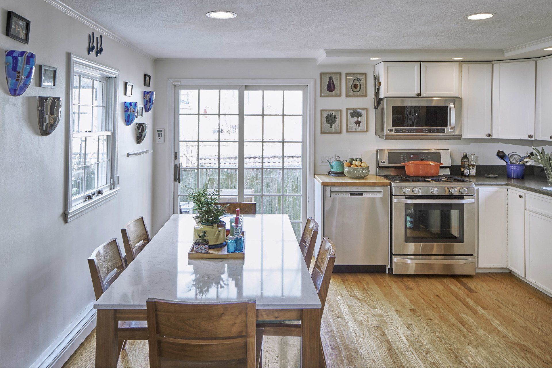 80 ½ Kinnaird St kitchen