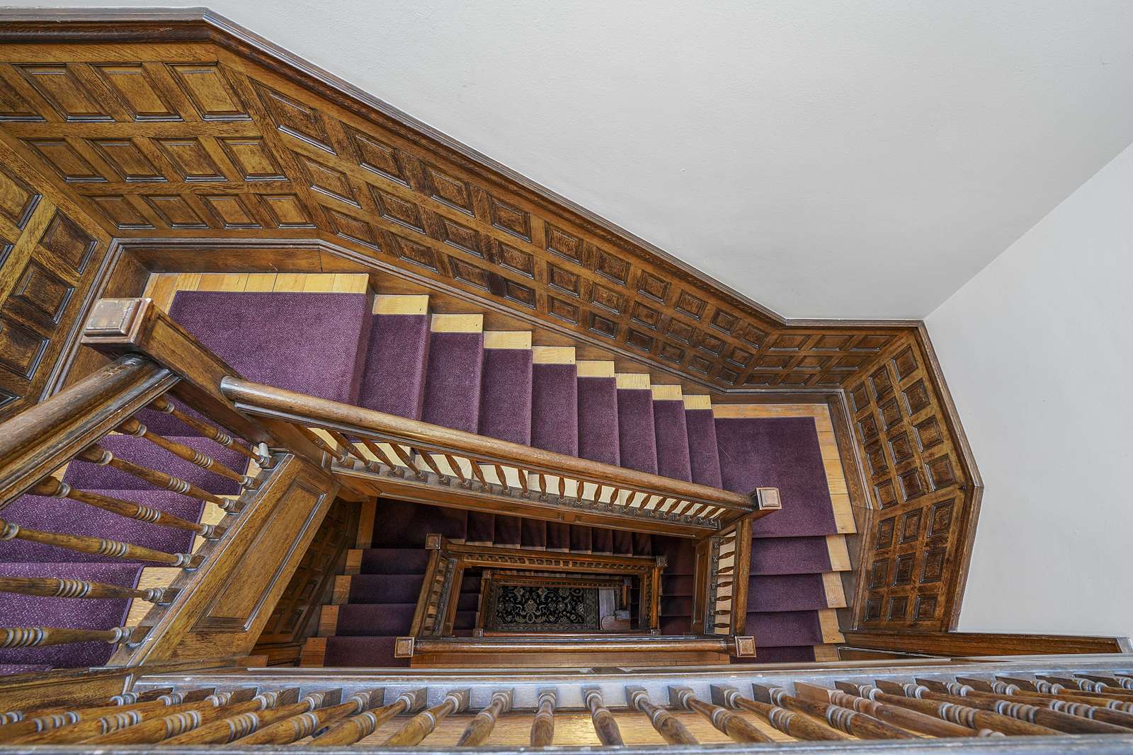 82 Munroe Street, PH 1 entry stairs