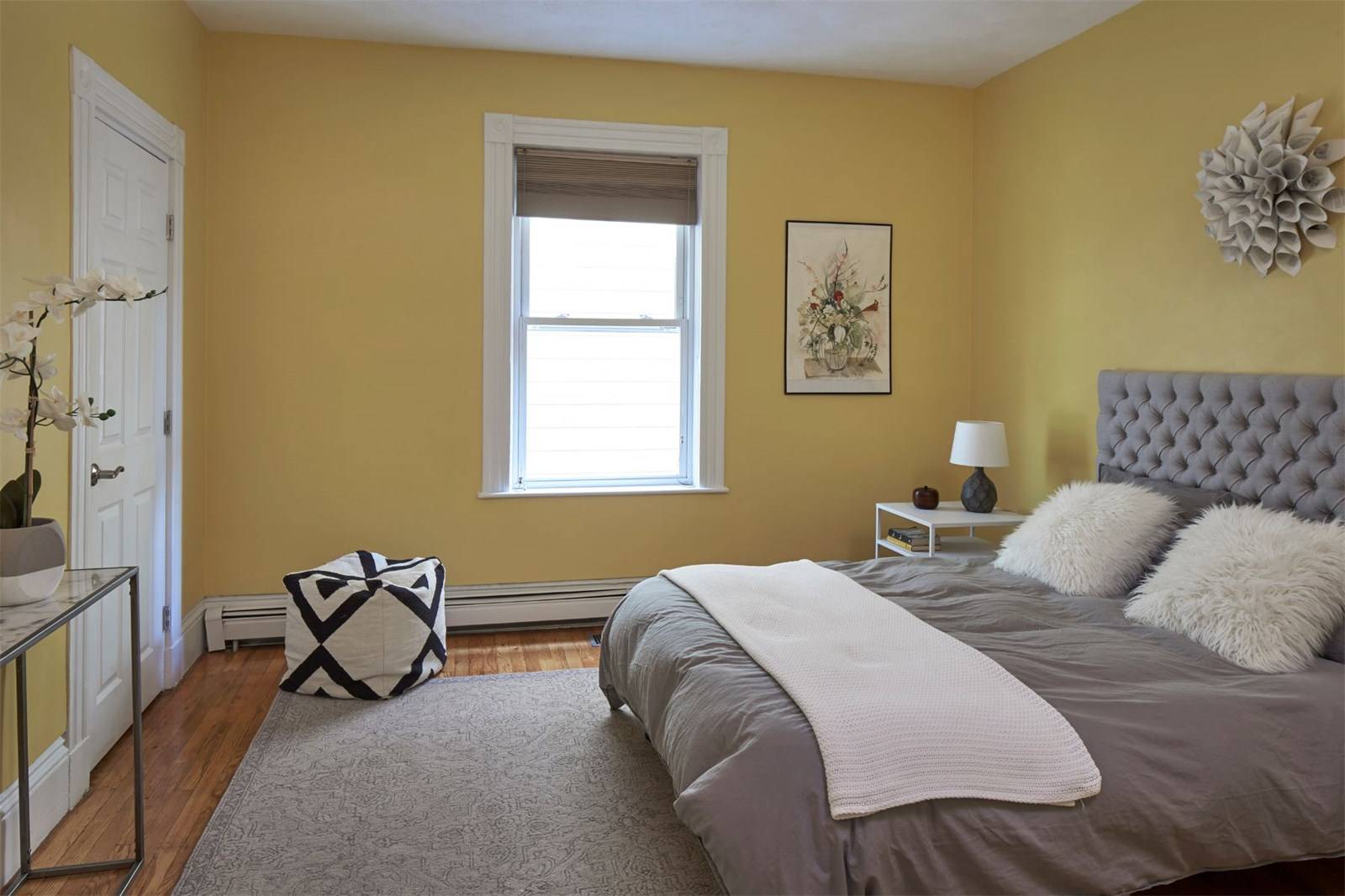 367 Columbia St bedroom 1