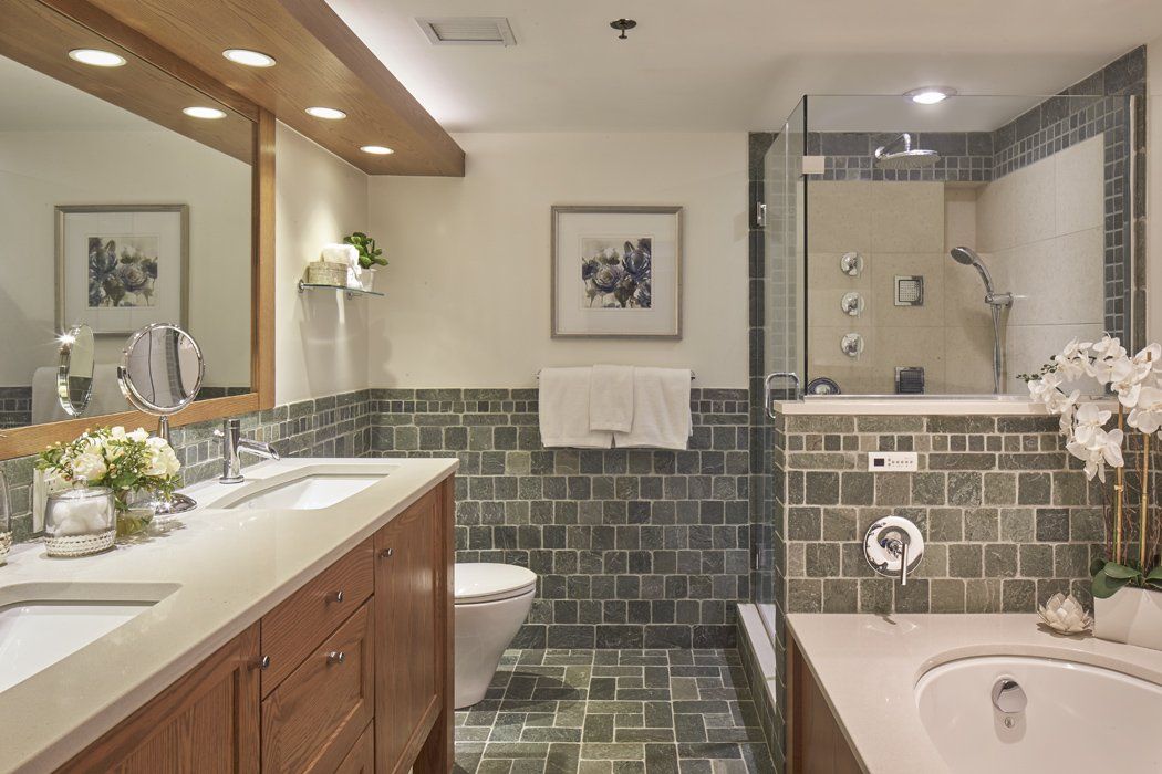 The Esplanade, Unit 501 bath