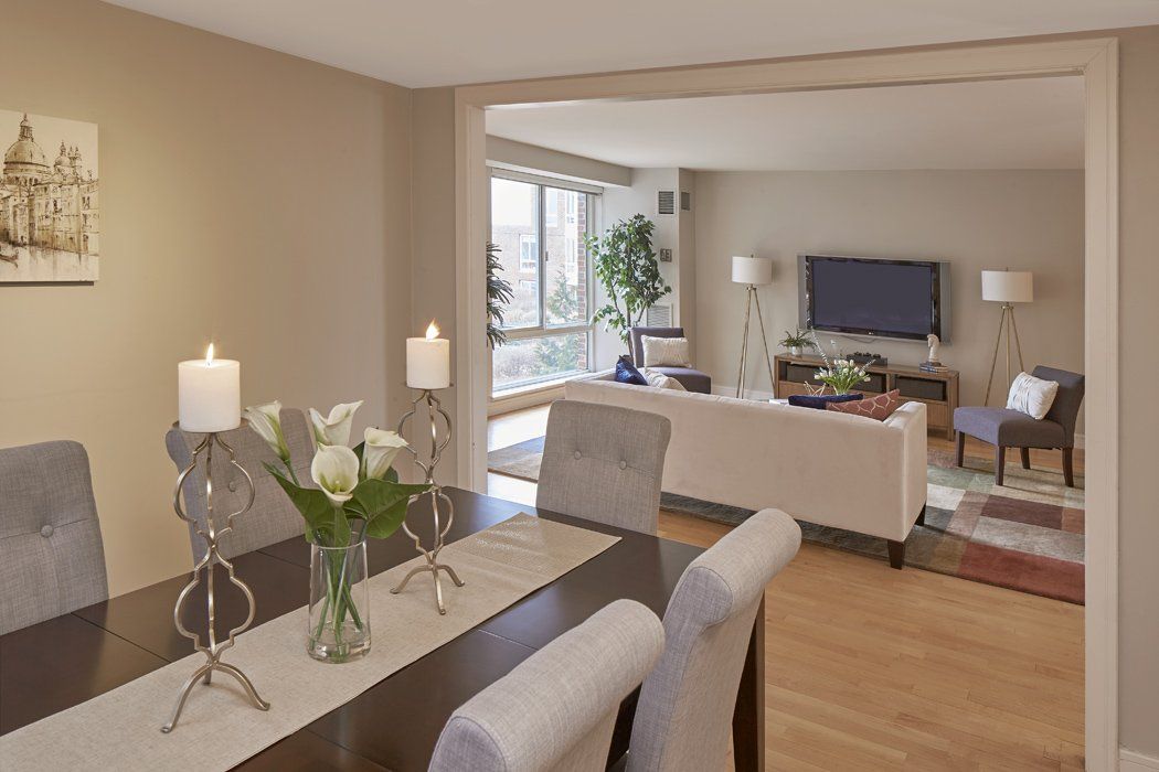 The Esplanade, Unit 501 dining