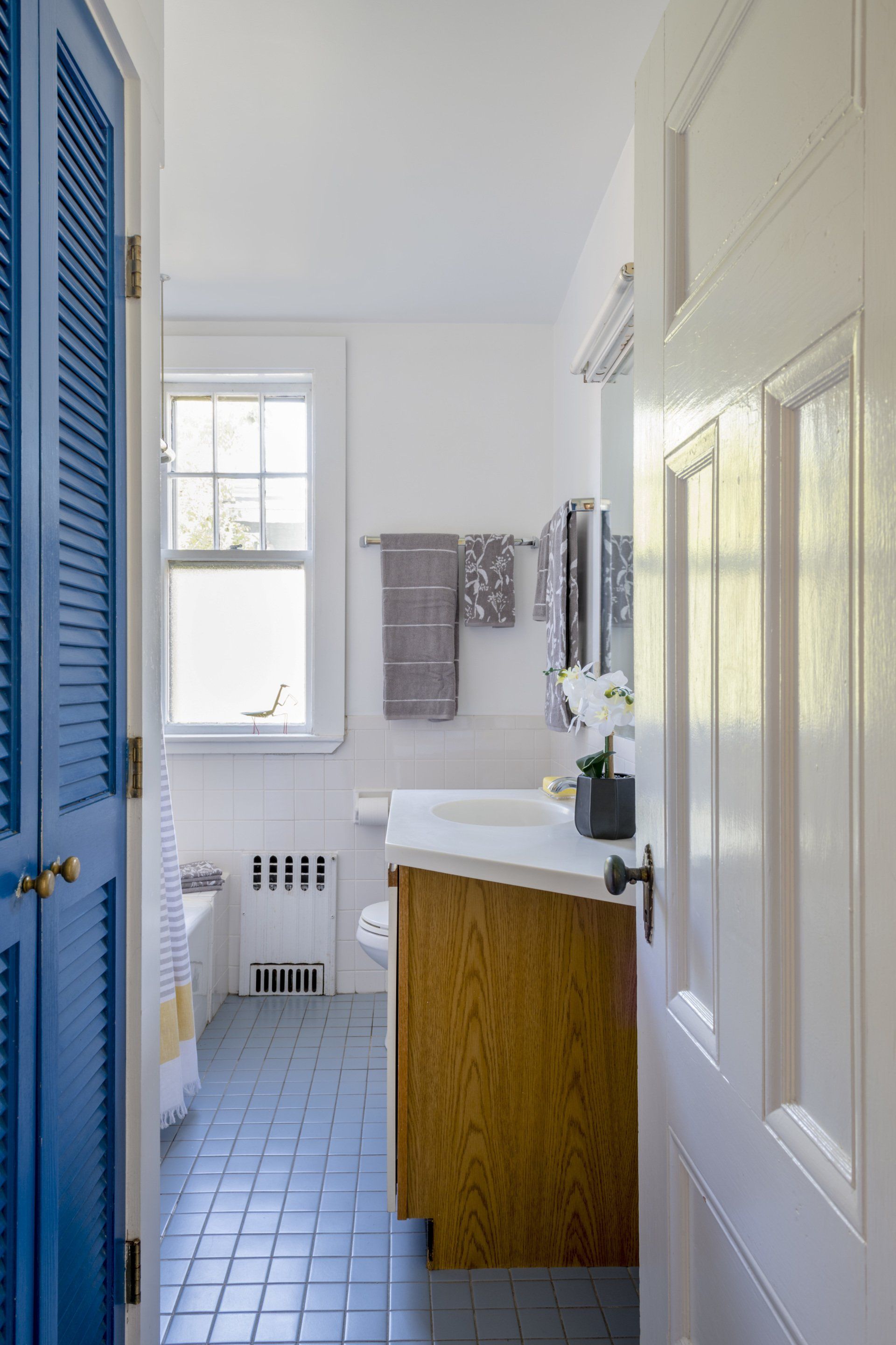 73-75 Upland Road bathroom