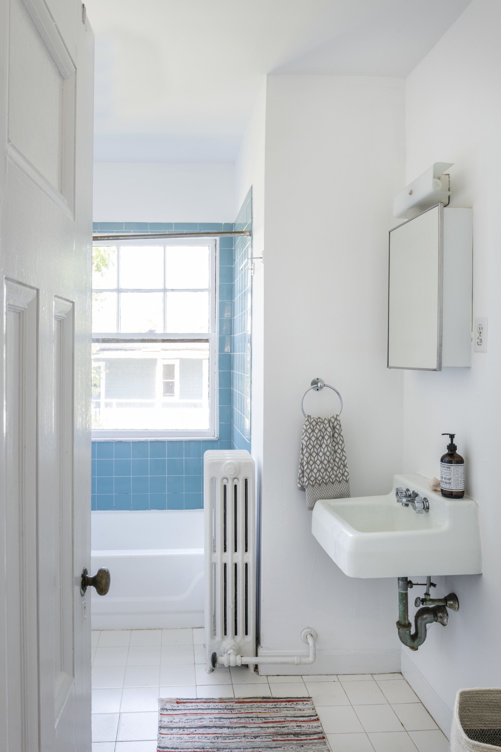 73-75 Upland Road kitchen bath