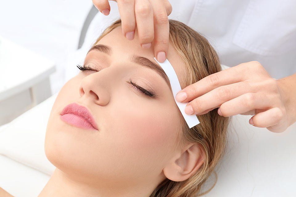 brow waxing