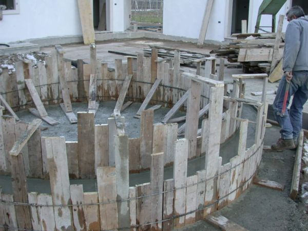 ristrutturazione edile di un edificio destinato al turismo
