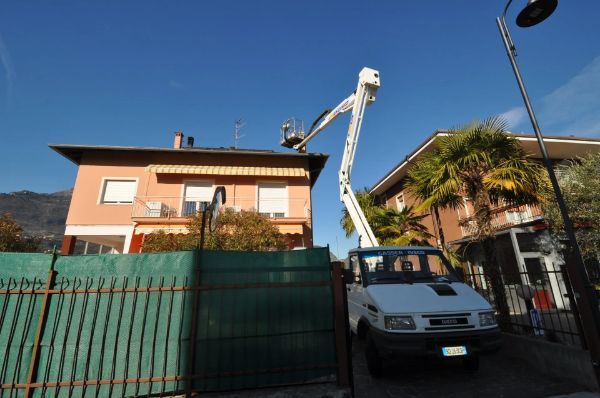 rimaneggio tetto di una casa privata