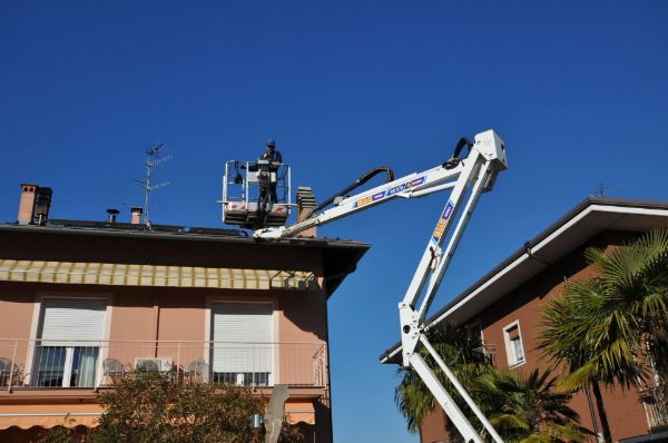 rimaneggio del tetto di una casa