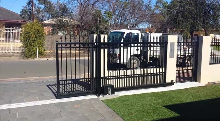 metal rolling gate