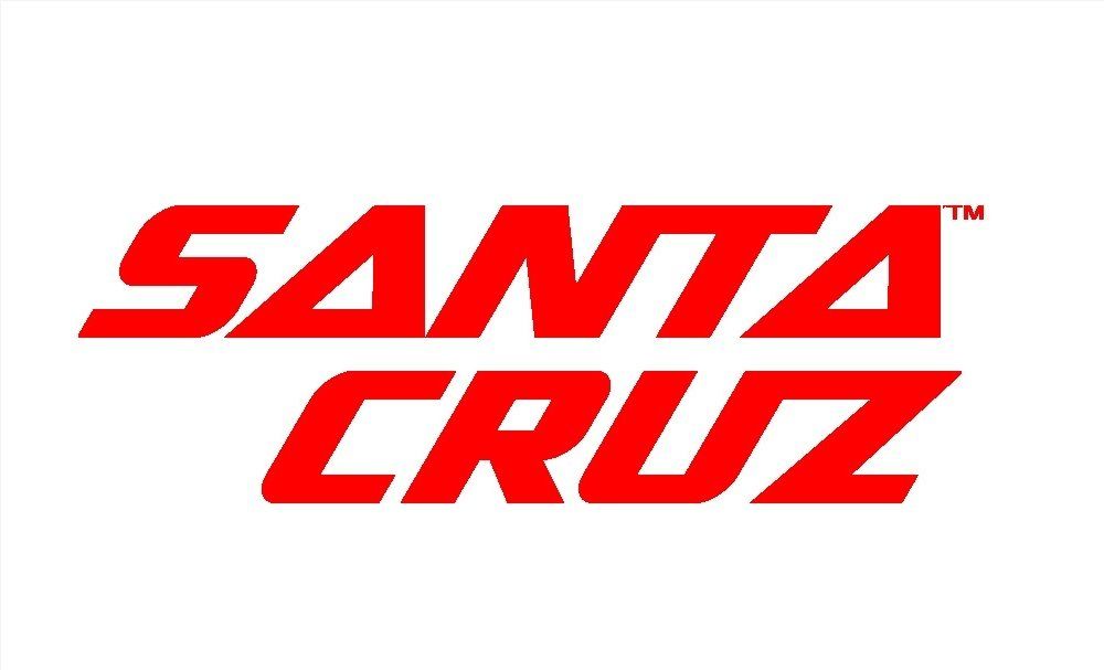 Logo rosso di Santa Cruz su sfondo bianco.