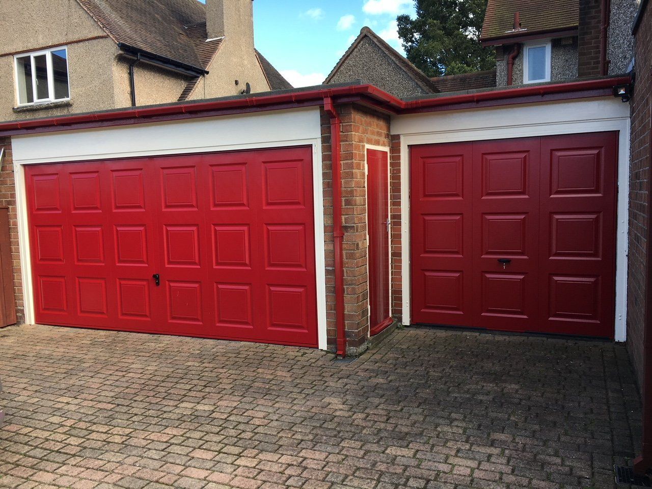 Red canopy and retracting doors
