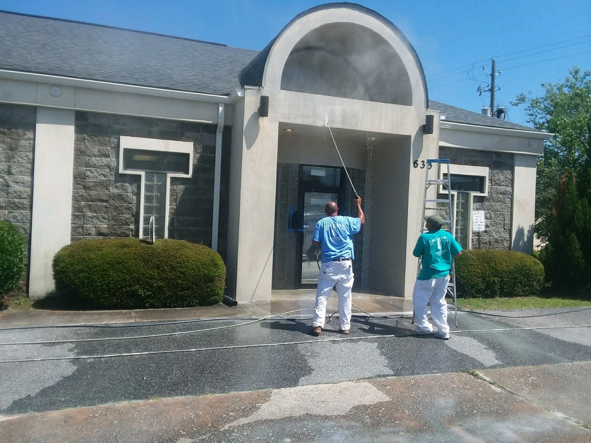 Professional Pressure washing