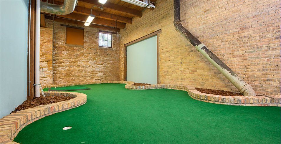 HFWL Golf Room