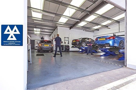 MOT Test Centre at Ravenscroft MOT & #service Centre in Fleet, Hampshire