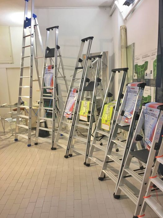 scale e attrezzature per lavori edili